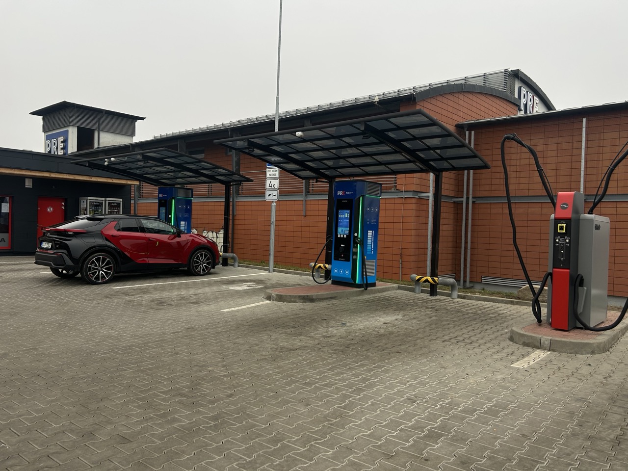 ultracharger dobíječka PRE: foto Žena v autě.cz